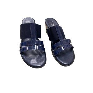 Women’s blue Italian shoemaker wedge 8.5 SKU 865